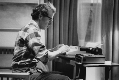 Woody-Allen-typing.jpg